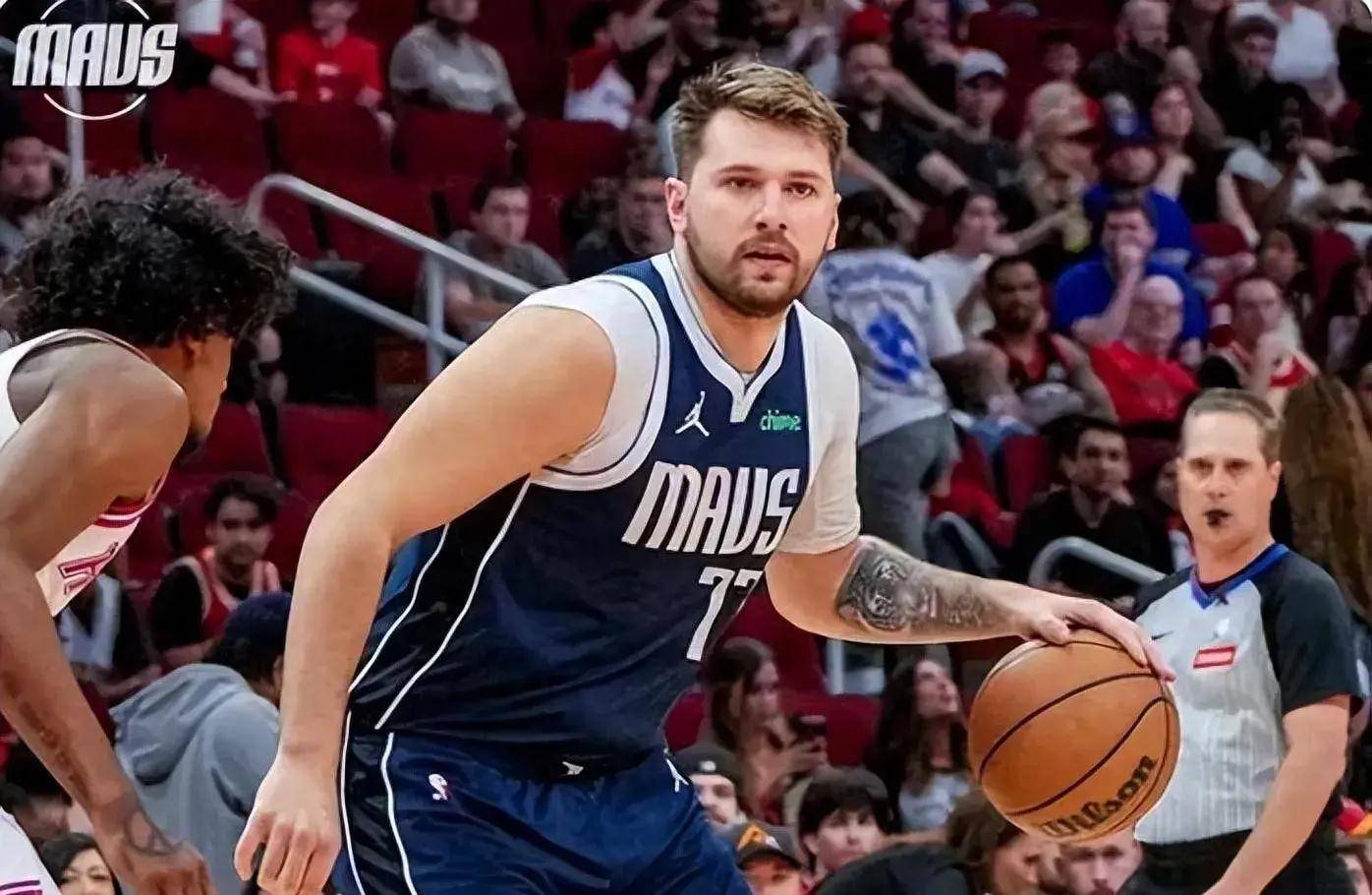 包含东契奇迎来二十赛季高光表现，法国队球迷沸腾！的词条